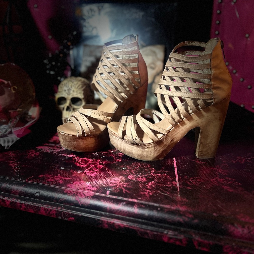 Freebird Tan Platform Shoes with Woven Design